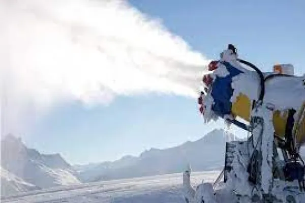 Découverte du domaine et des canons à neige / Visite de l’usine à neige (Skieurs OU piétons)