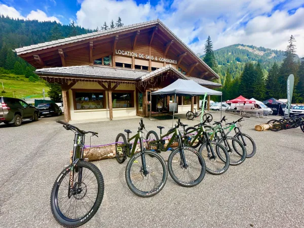 Pré la Joux Sports - Location de VTT électriques