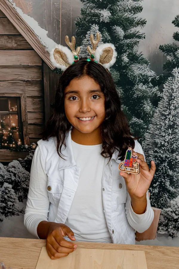 Atelier créatif : Les boules et magnets de Noël en bois_Morzine