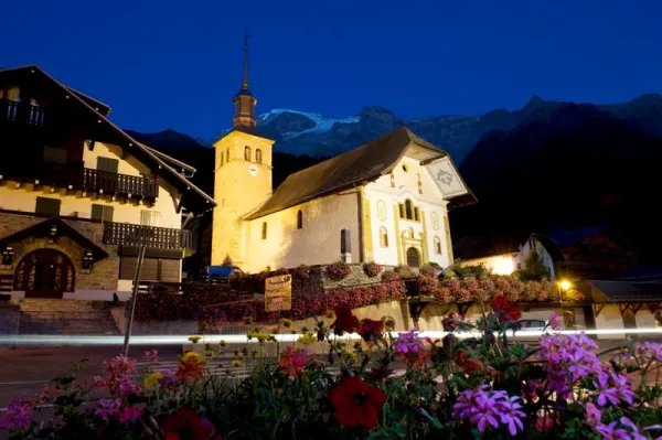Eglise Sainte-Trinité-nuit