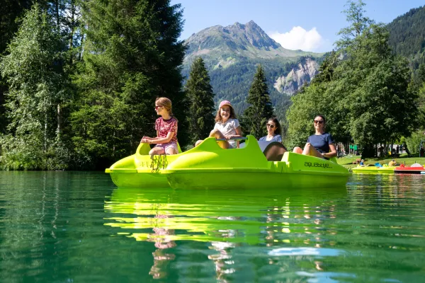 Pédalos, kayak  et paddle du Pontet  (Nash Mountain Games)
