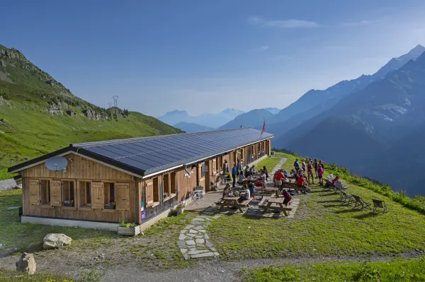 Refuge des Prés (1935m)