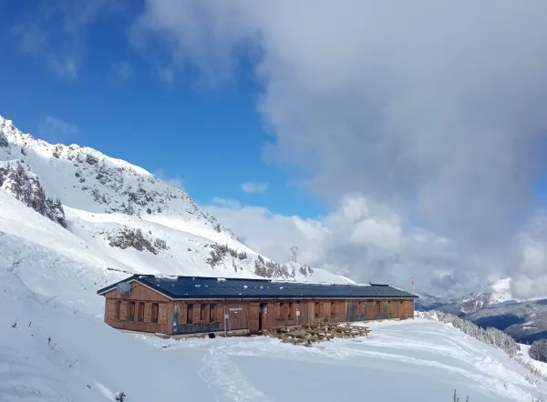 Le refuge des Prés, au coeur de la réserve naturelle nationale des Contamines-Montjoie