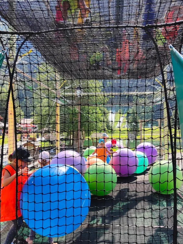 Trampoline Géant (Nash Mountain Games)