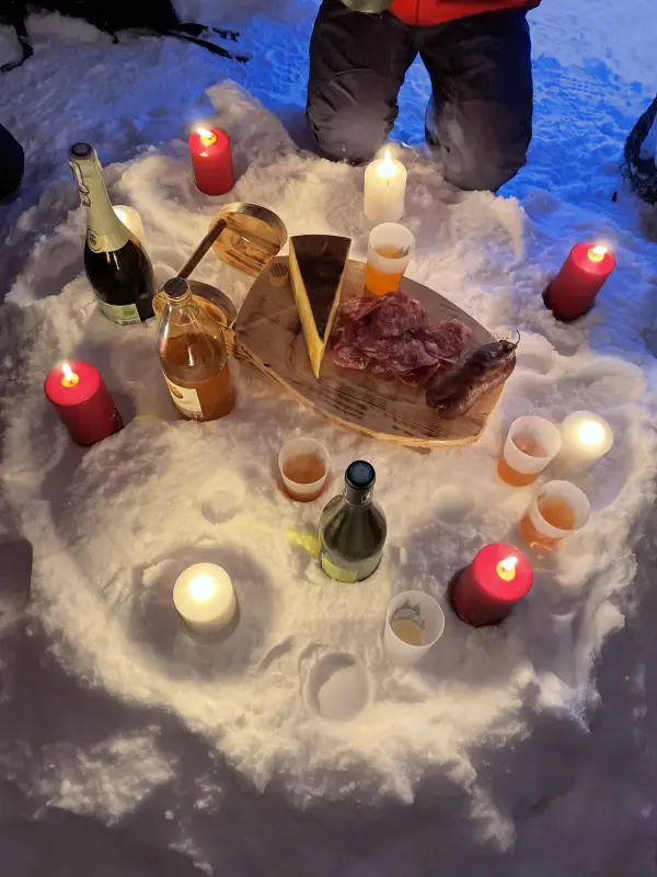 Apéro dans l'igloo avec Igloo Raquettes_Les Carroz-d'Arâches