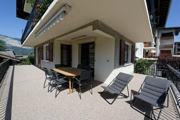 Terrasse ensoleillée