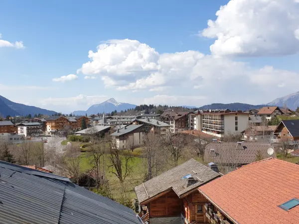 Vue de la chambre en été