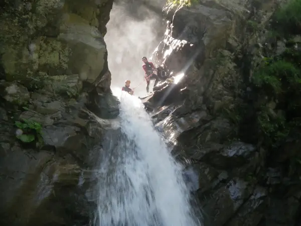 Canyoning - Balme intégral ou ludique - Bureau des Guides