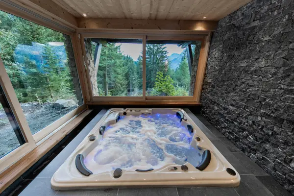 Jacuzzi