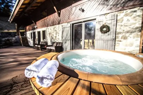 Chalet avec services - 15 personnes - Ascensus