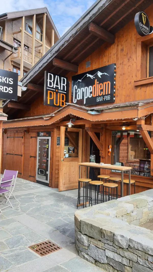 Pub Carpediem Les Carroz