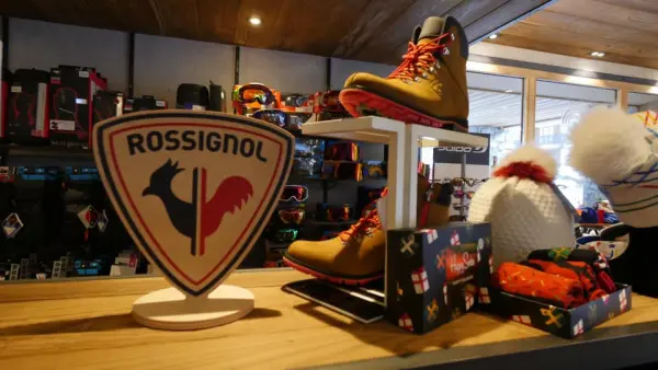 Intérieur magasin skiset