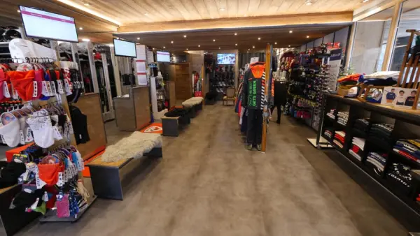 Intérieur magasin skiset