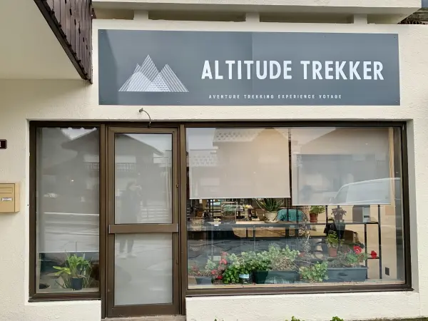visiter notre bureau au depart du tour du montblanc