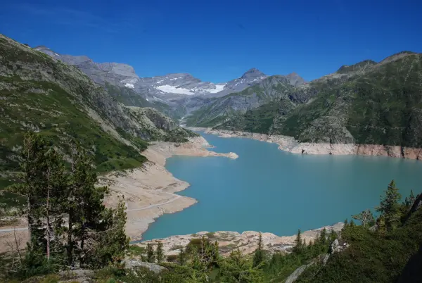 Lac du barrage d'Emosson