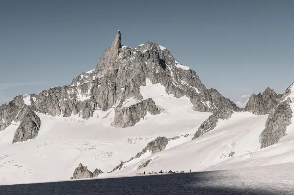 Bivouac en haute montagne - Compagnie des Guides de Chamonix