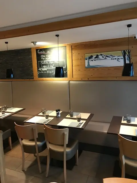table restaurant