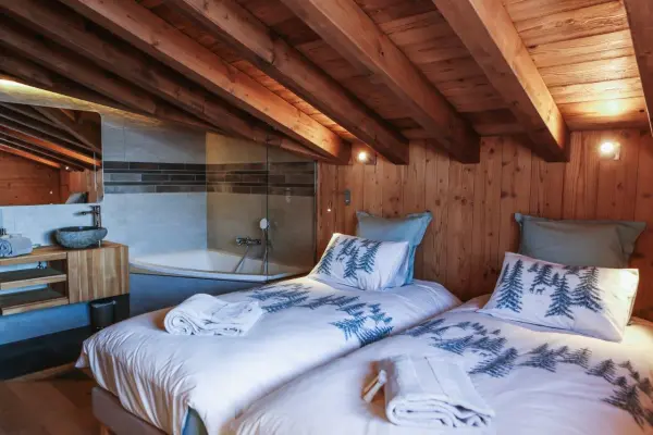 Chalet 888 Jacuzzi & Sauna