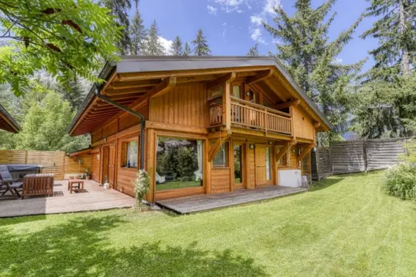 Chalet Hideway 1