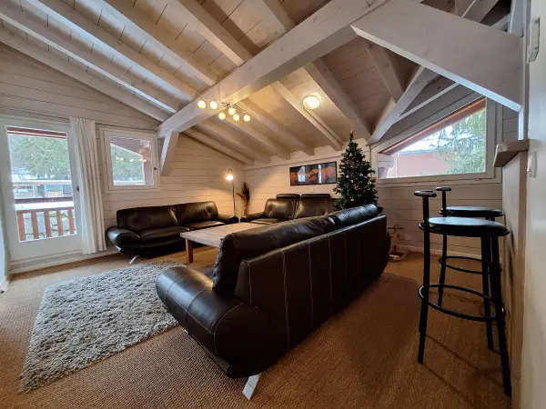 Chalet Hideway 2