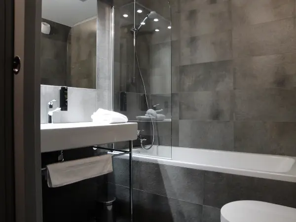 hotel du bois les houches salle de bain