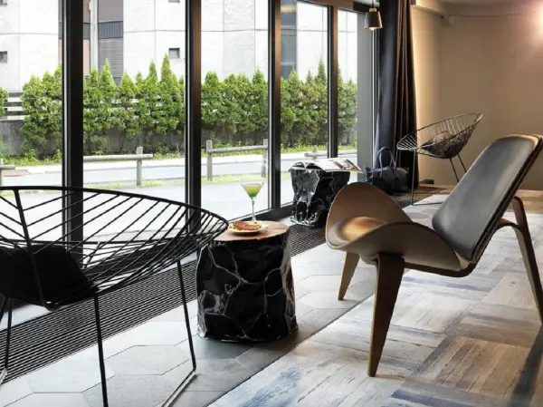 Prieuré Salon