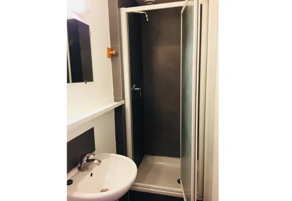 gite fagot les houches douches salle de bains