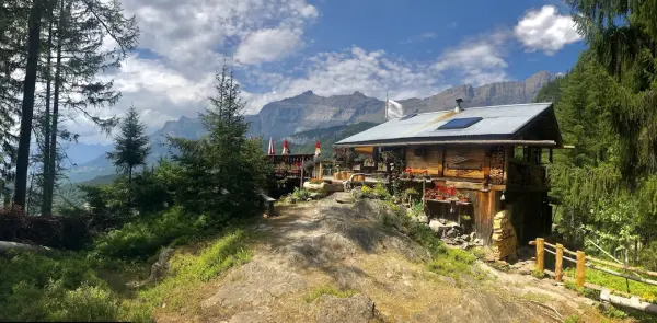 Chalet depuis l'arrivée du chemin