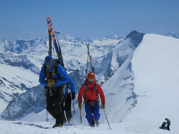 mountaineering peaks ski touring