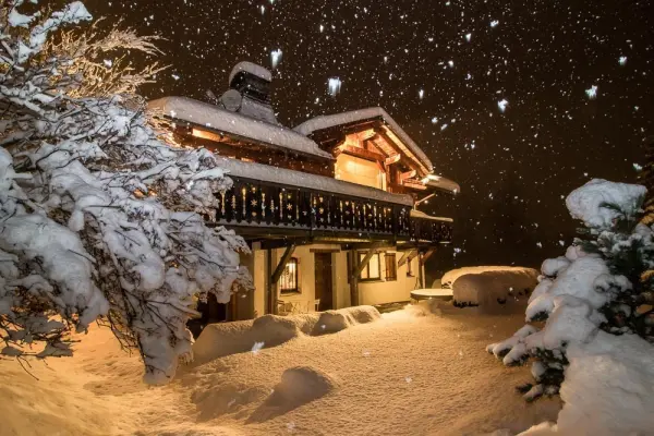 chilling in Cham in the winter