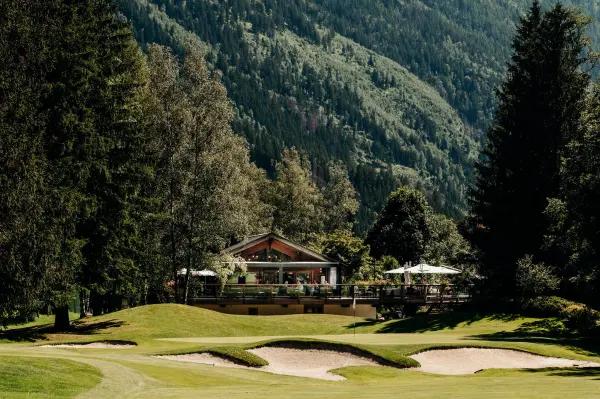 Club House - Le Chalet