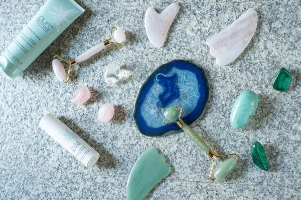 Collection d'accessoires beauté corps et visage 