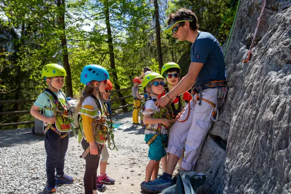 Escalade Enfants - Falaise des Gaillands