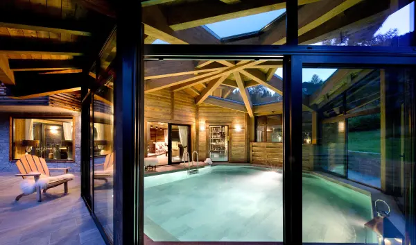 Chalet Alta pool