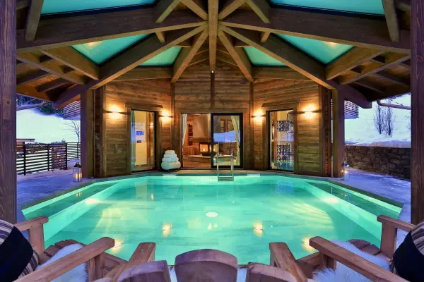 Chalet Alta pool