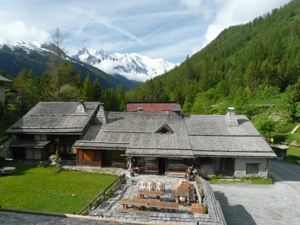 gîte la boerne argentière chamonix terrasse été