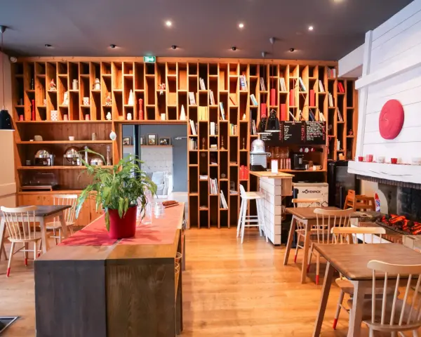 Salle petit-déjeuner