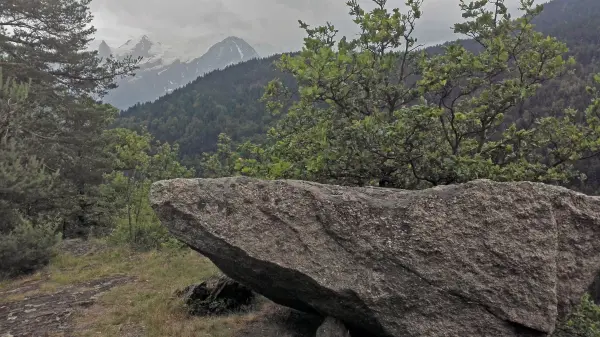 Le massif des Gures et son ancien camp celtique à Servoz