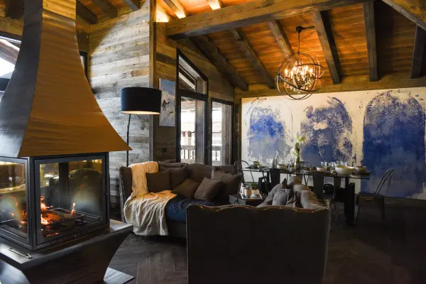 chalet l'atelier de charlotte - salon -cheminée