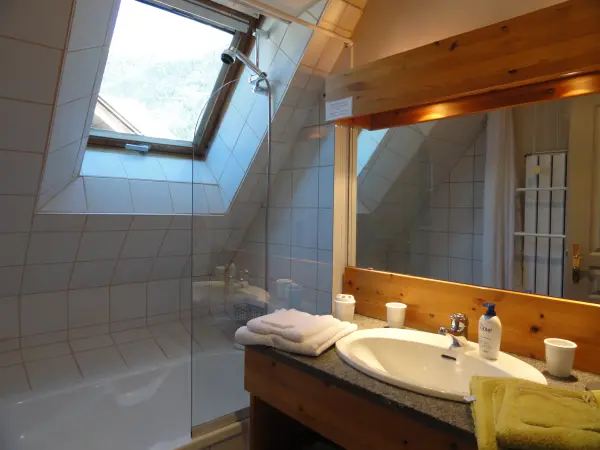Les Terrasses des Glaciers 2ème étage - Salle de bains