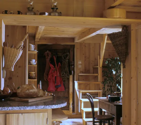 Mazot les Tines cuisine et salle a manger