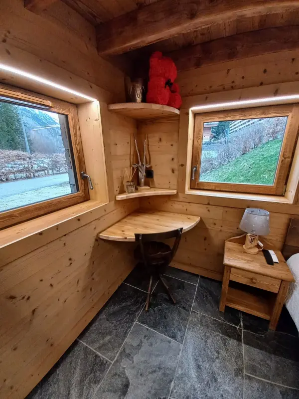 bureau 