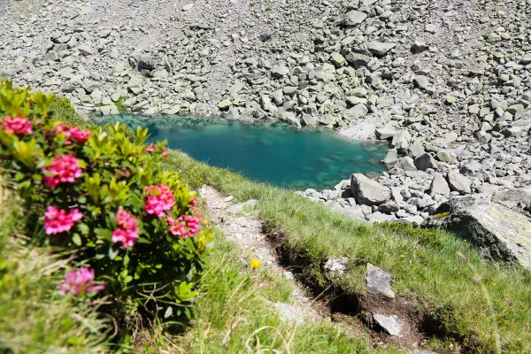 Randonnée au Lac Bleu depuis le Plan de l'Aiguille