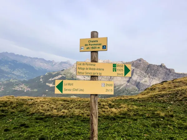 Randonnée aux Alpages de Pormenaz  et Lac de Pormenaz