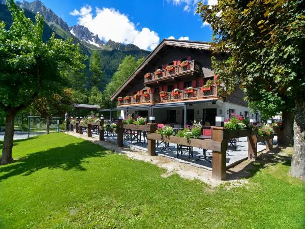 castel restaurant 6
