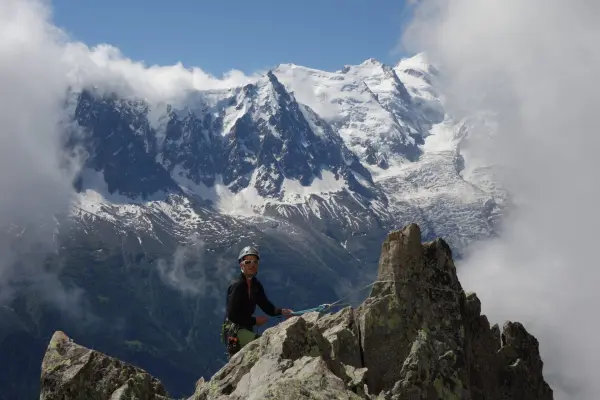 Stage escalade grandes voies dès 11 ans -Cie des guides Chamonix