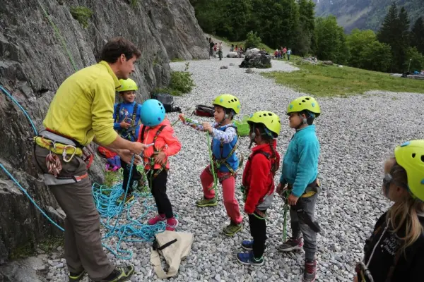 Stages escalade junior- Compagnie des Guides
