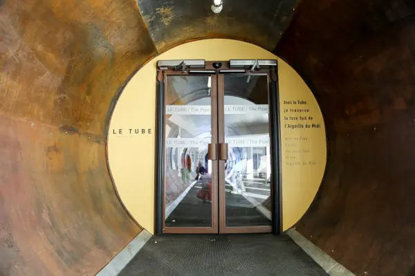 Le Tube
