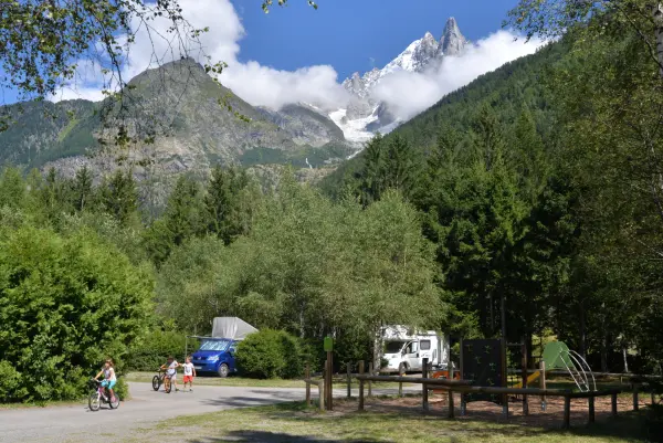 camping mer de glace 6
