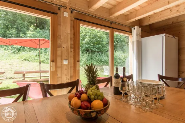 Salle à manger avec vue terrasse
